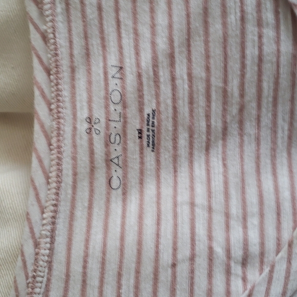 Top - Picture 2 of 4